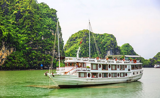 Calypso Cruise Halong