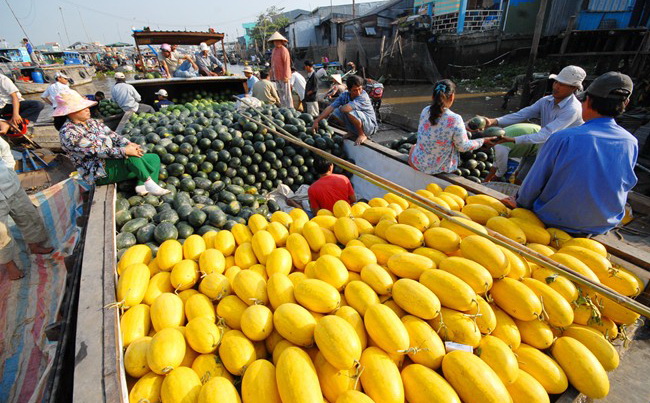 Floating market Mekong River