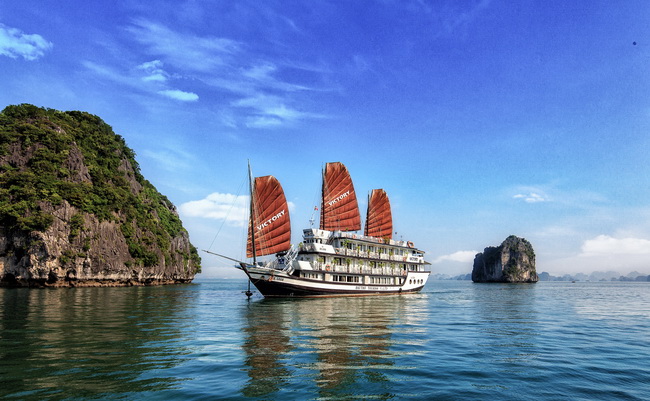 Victory Cruises Halong Bay